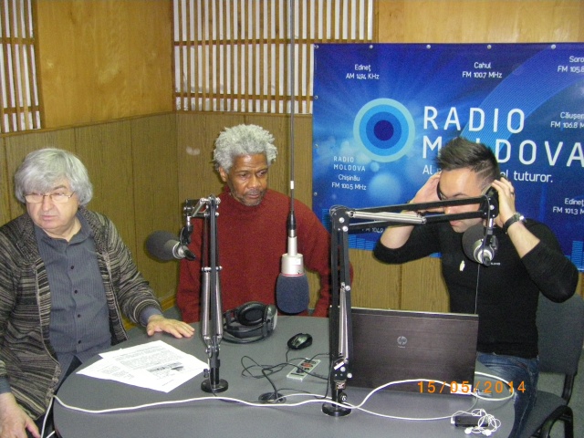 Primous Fountain in the Radio Moldova Studio for his interview.